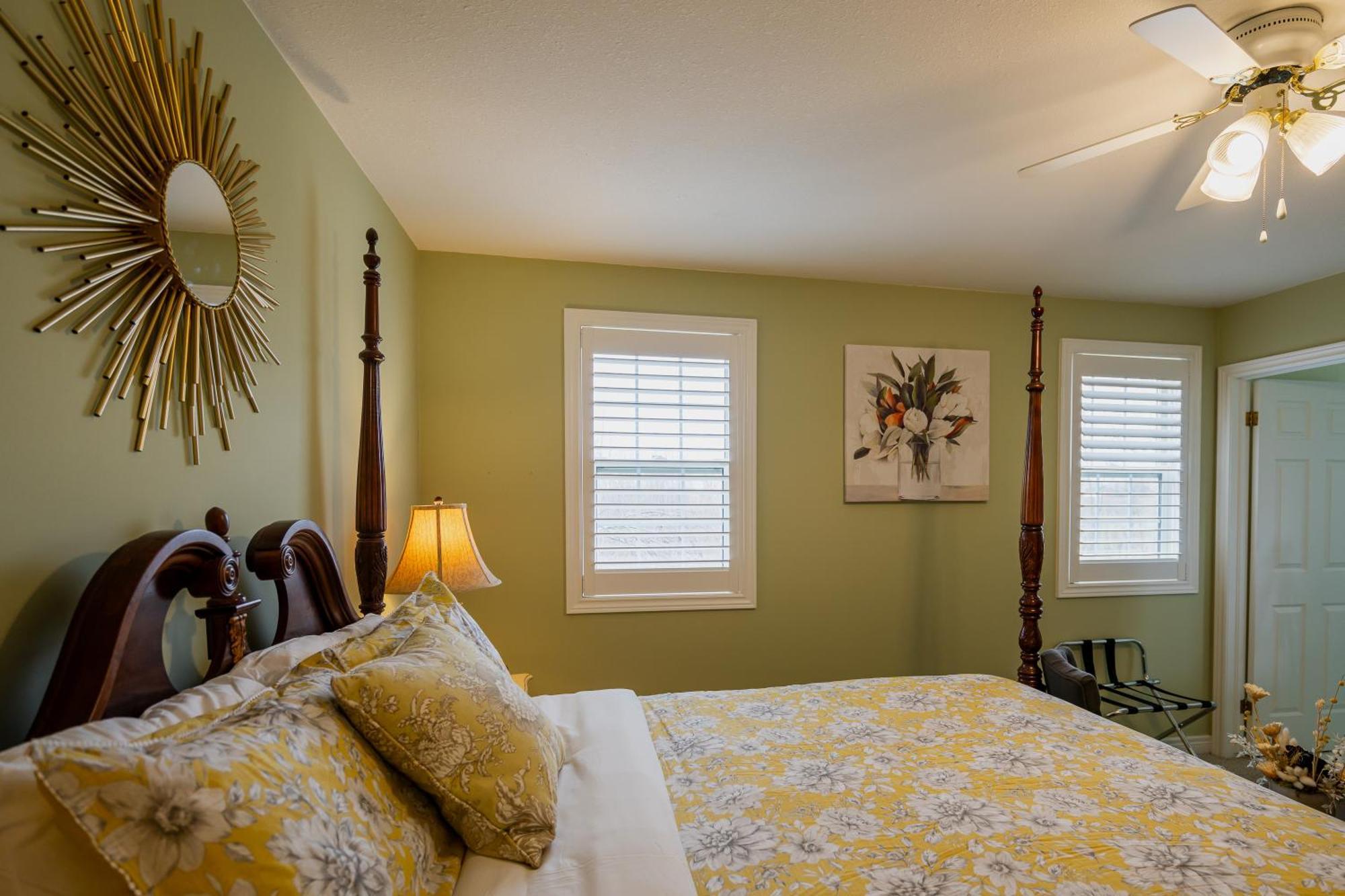 Old Town Country Landing Bed & Breakfast Niagara-on-the-Lake ภายนอก รูปภาพ