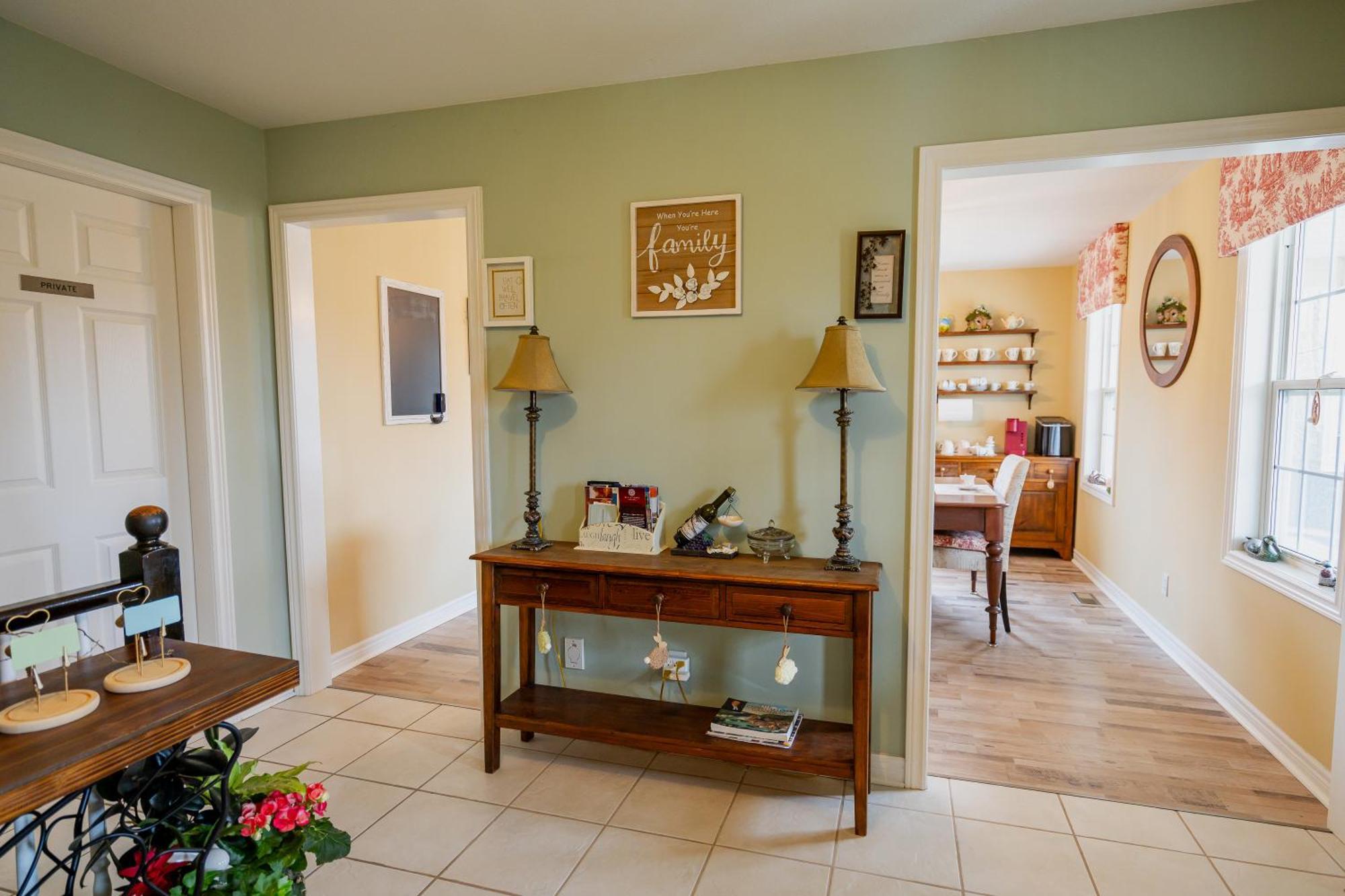 Old Town Country Landing Bed & Breakfast Niagara-on-the-Lake ภายนอก รูปภาพ
