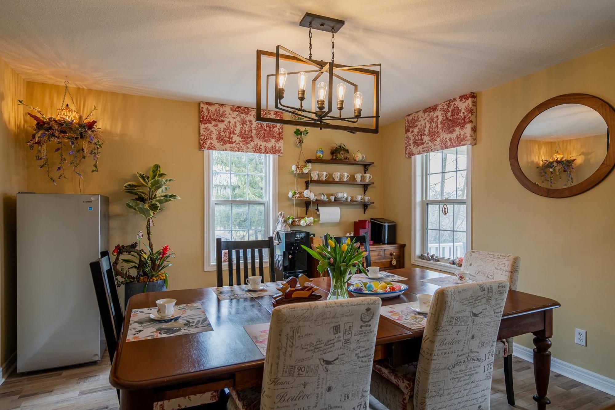 Old Town Country Landing Bed & Breakfast Niagara-on-the-Lake ภายนอก รูปภาพ