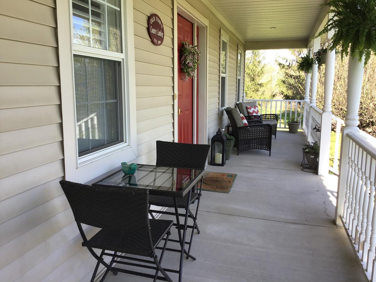 Old Town Country Landing Bed & Breakfast Niagara-on-the-Lake ภายนอก รูปภาพ